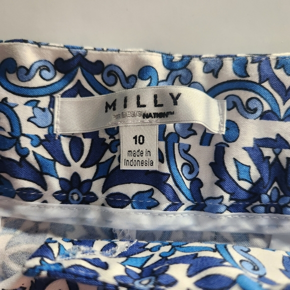 Milly Blue and White Bermuda Shorts Floral Print Sz 10 - Picture 4 of 6